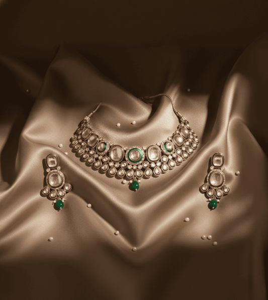 Kundan Emerald Necklace Set - 24k Gold Plated Bridel set | The Jewellery Vault